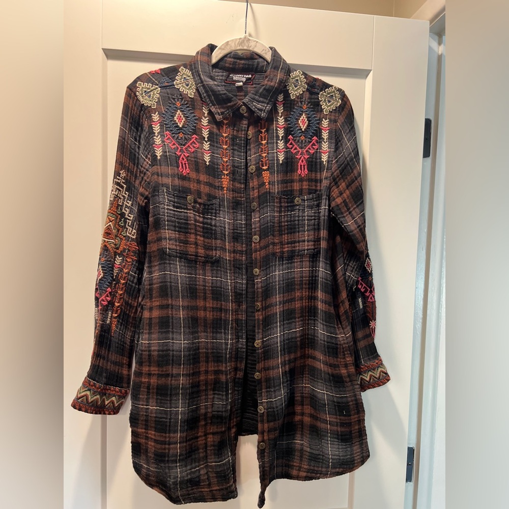 Johnny Was Workshop Button Down Shirt Plaid Embroidered Size M